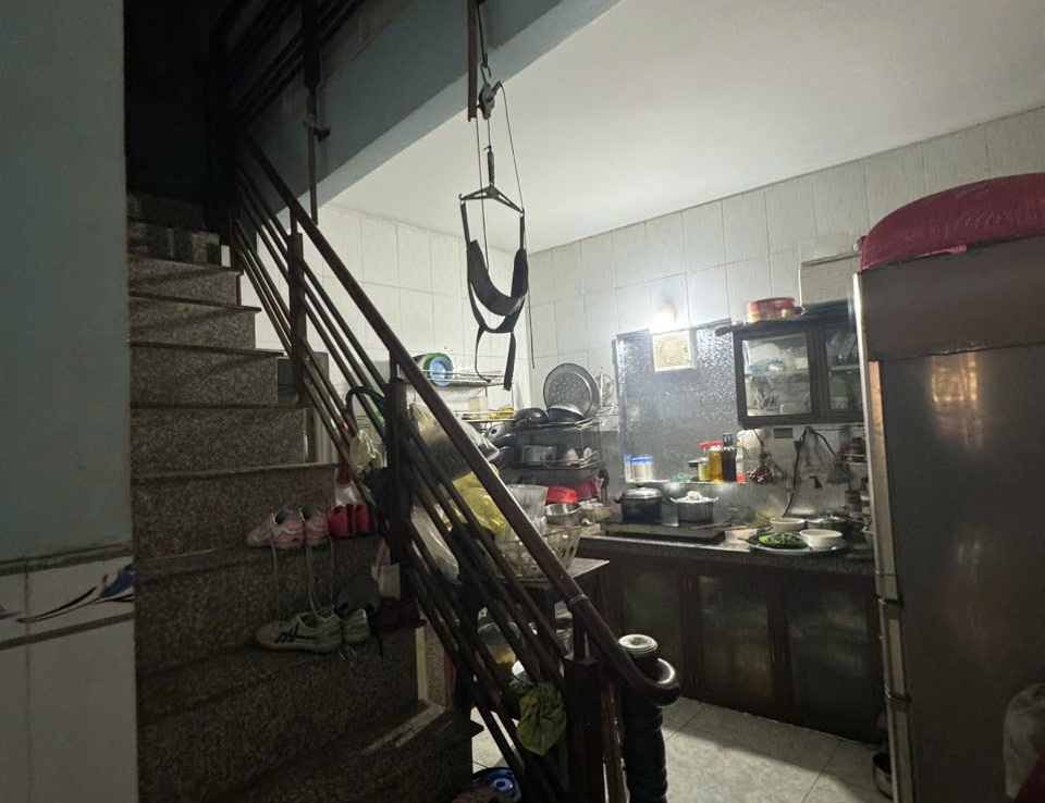 nhà mặt tiền dĩ an