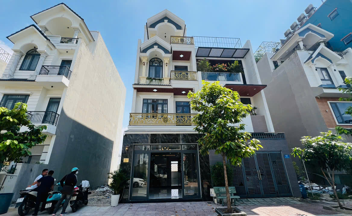 nhà mặt tiền bình an