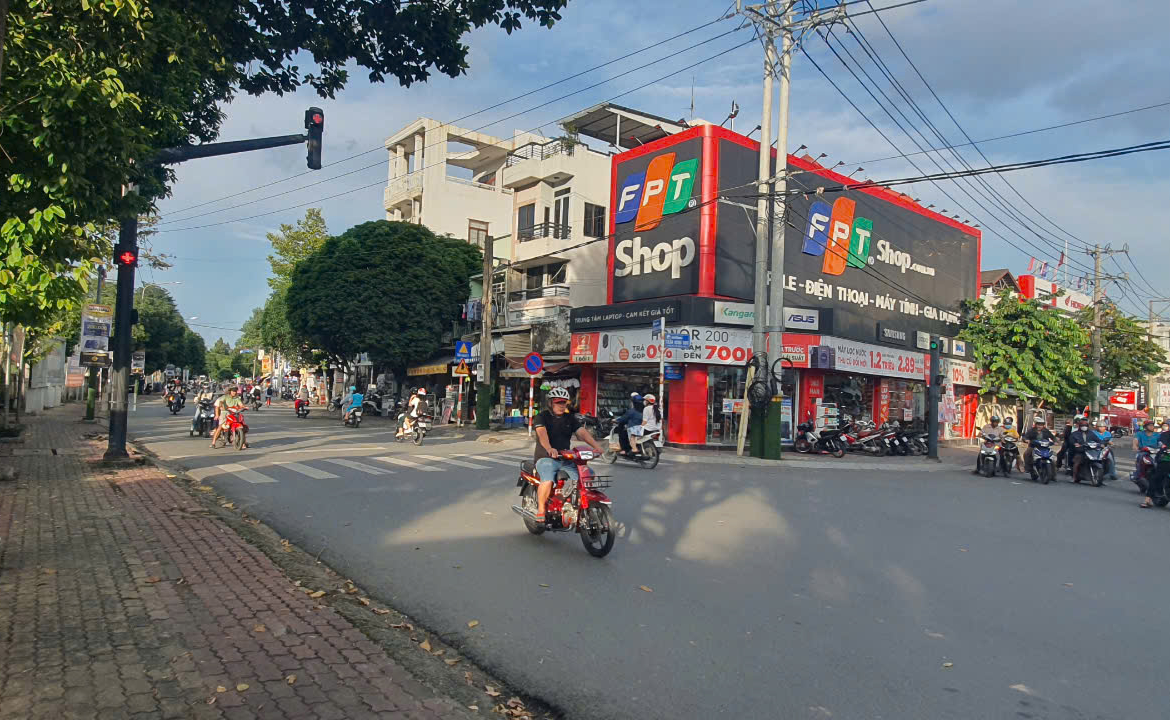 mặt tiền nguyễn an ninh Dĩ An