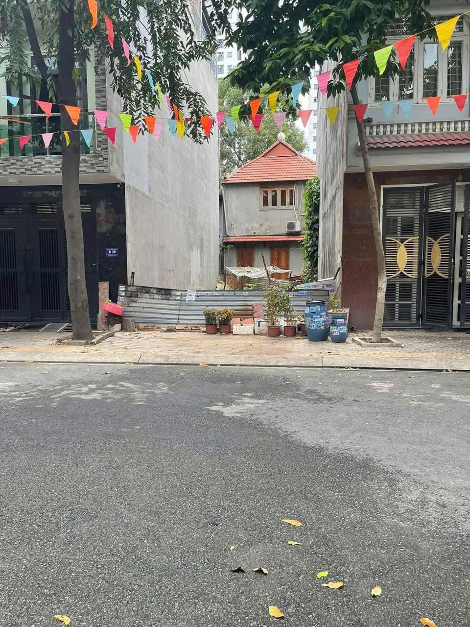 đất khu dân cư toa xe