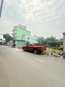 đất mặt tiền dĩ an