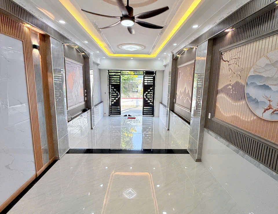 nhà gần big c Go Dĩ An