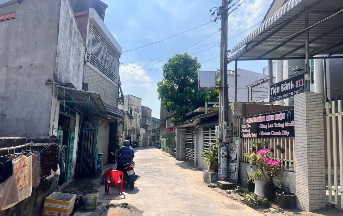 bán đất nguyễn an ninh dĩ an