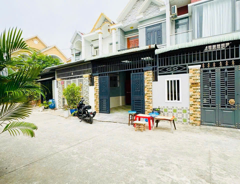 bán nhà gần Go Dĩ An