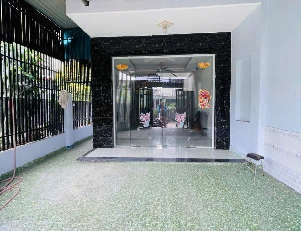 bán nhà gần Go Dĩ An