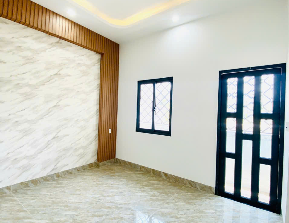 bán nhà phú hồng thịnh dĩ an