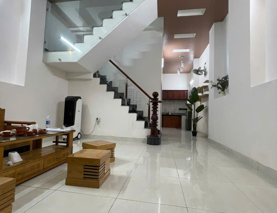 bán nhà tân an dĩ an