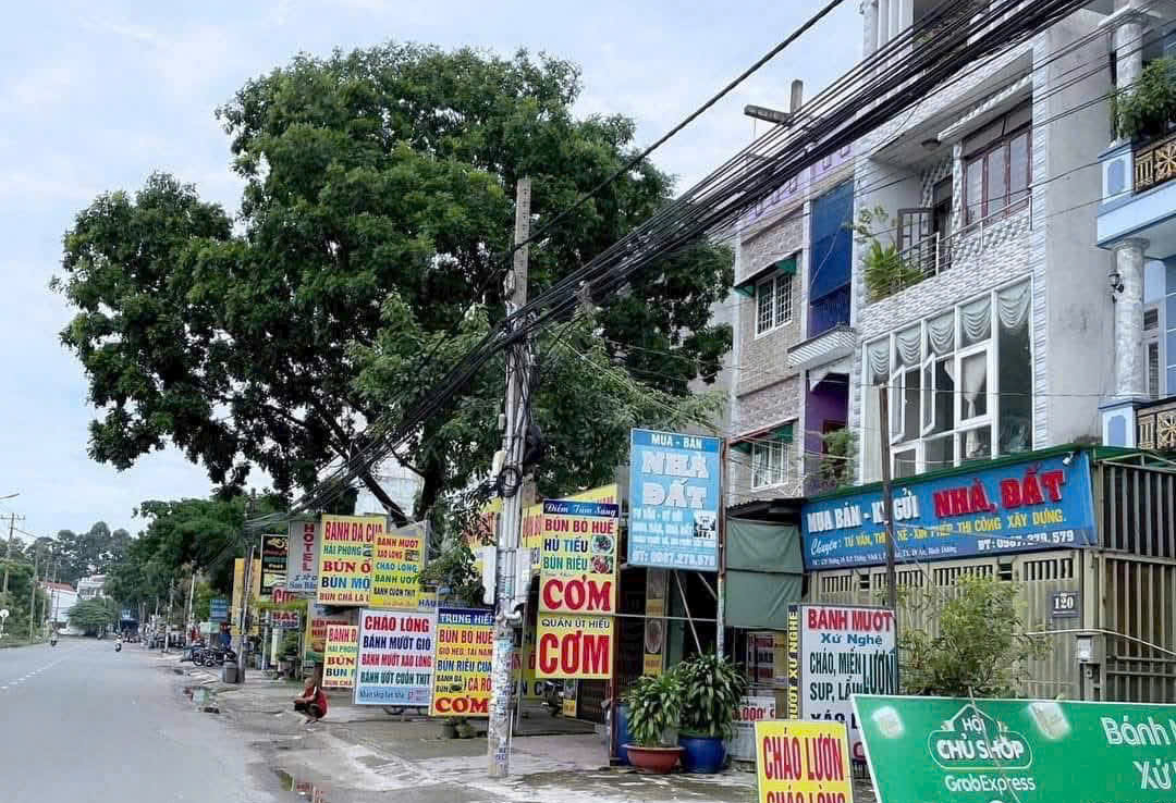 đất mặt tiền khu sóng thần