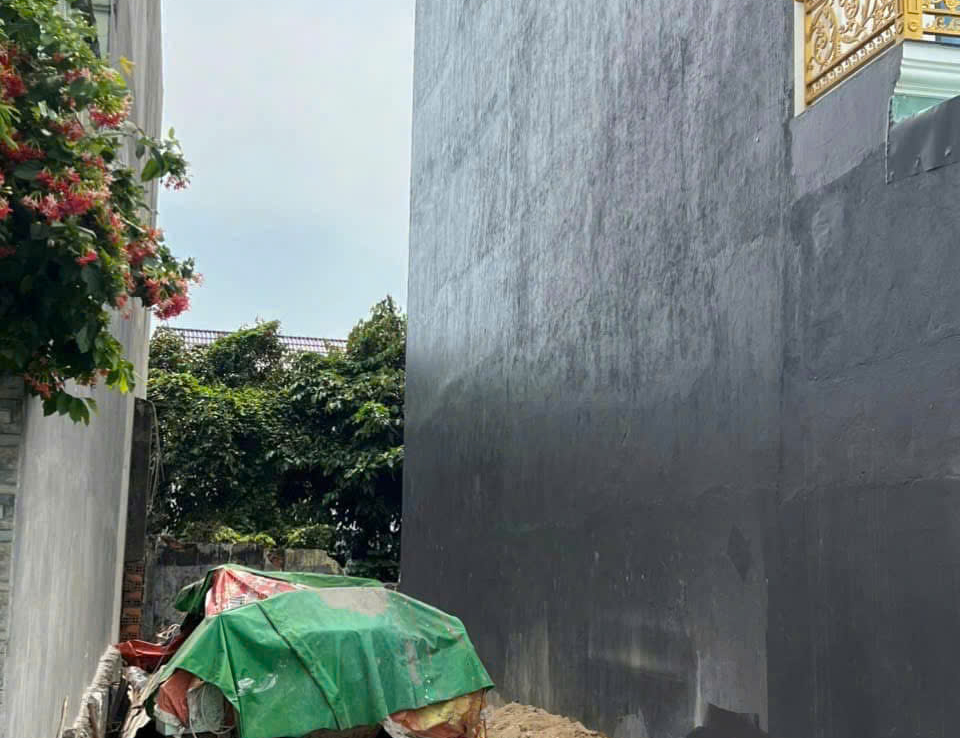 đất mặt tiền nguyễn công hoan