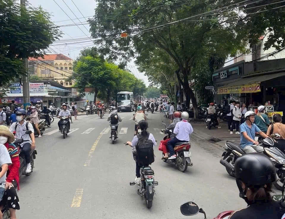 đất nguyễn văn trỗi Dĩ An