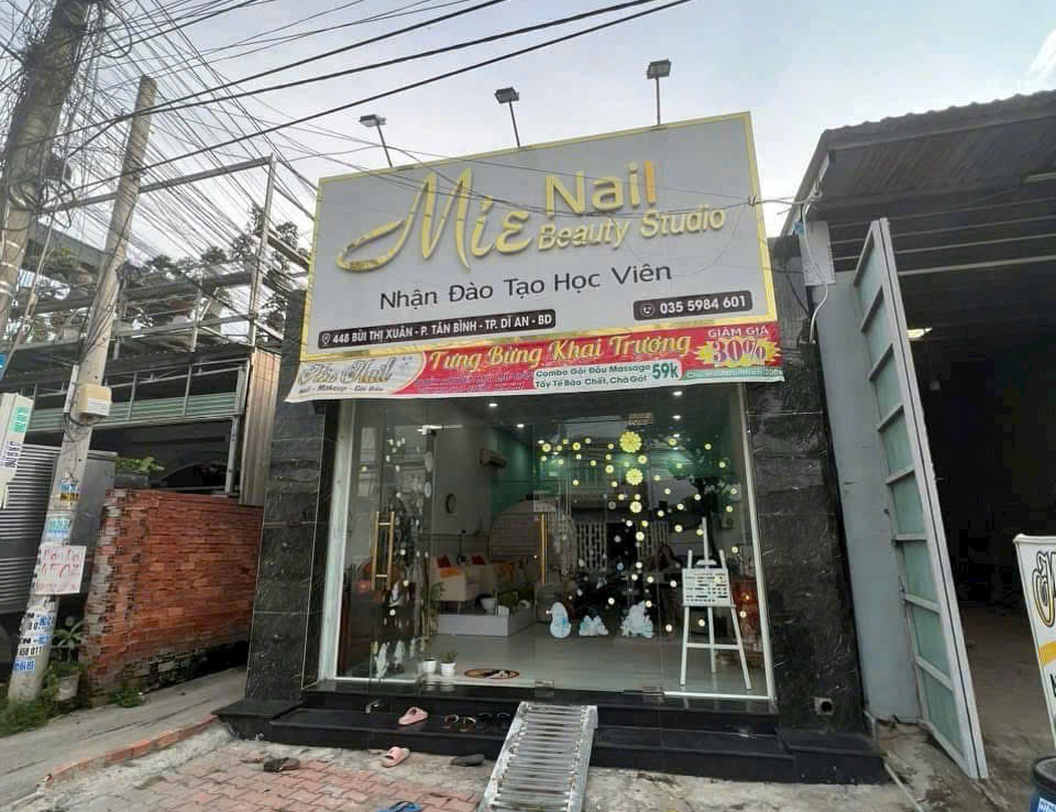 mặt tiền bùi thị xuân