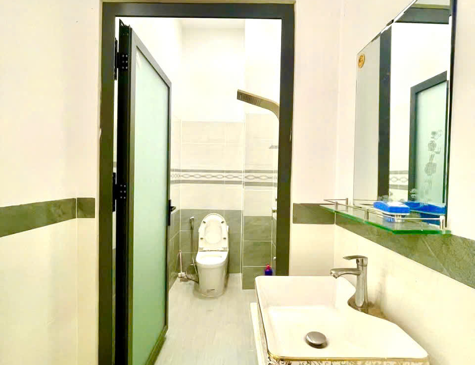 mua nhà tân hạnh