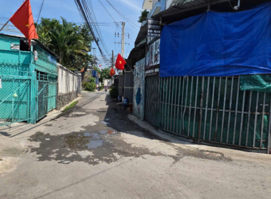 nhà 2 mặt tiền dĩ an