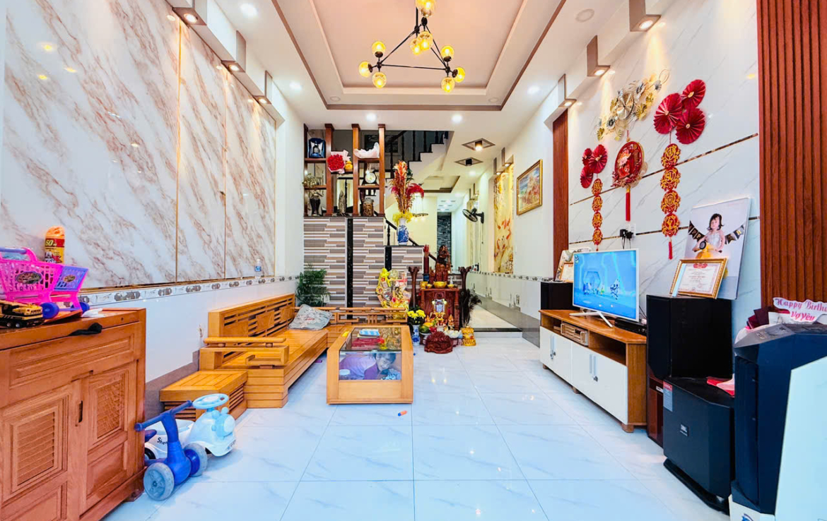 nhà mặt tiền tân đông hiệp