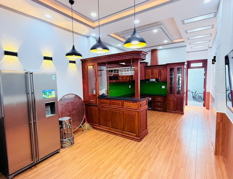 nhà mặt tiền trần quang khải