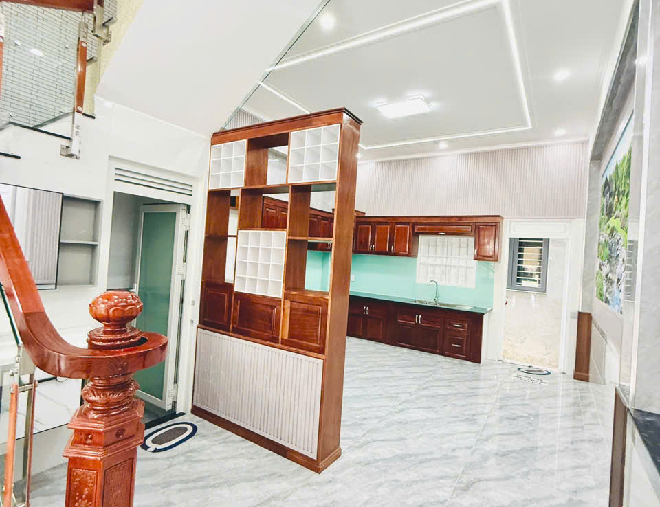 Bán Nhà KDC Lê Phong