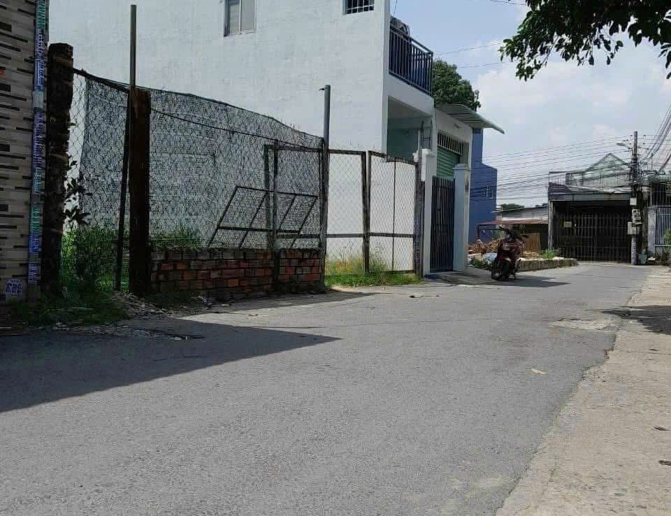 bán đất cao bá quát dĩ an