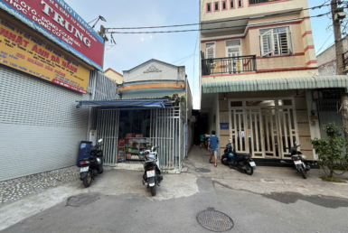 bán nhà gần chợ dĩ an 2