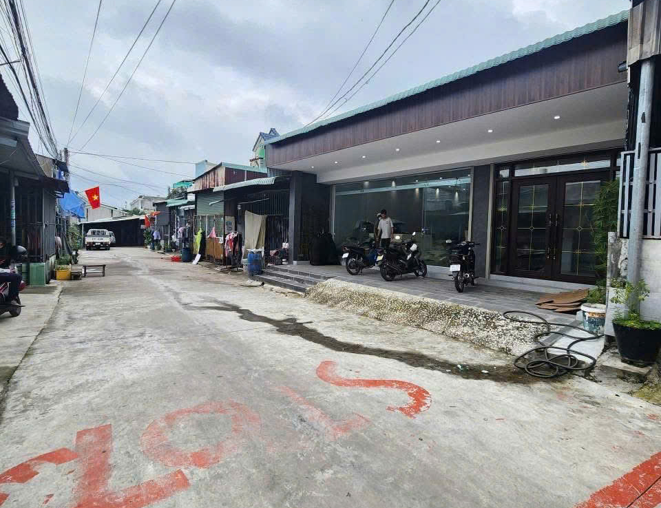 bán nhà kho tân bình dĩ an