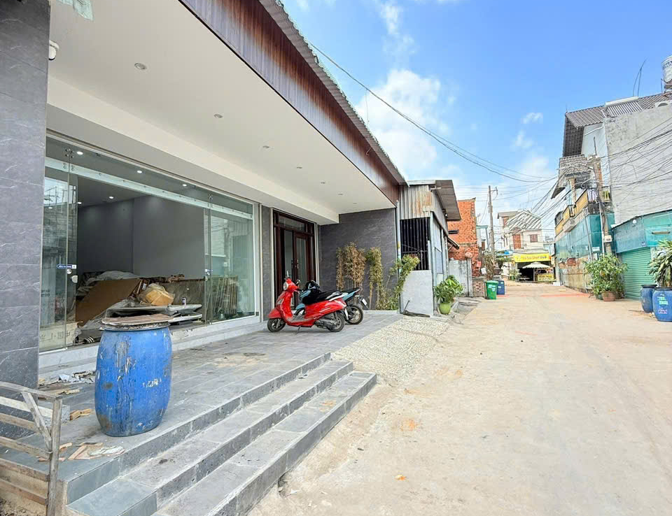 bán nhà kho tân bình dĩ an