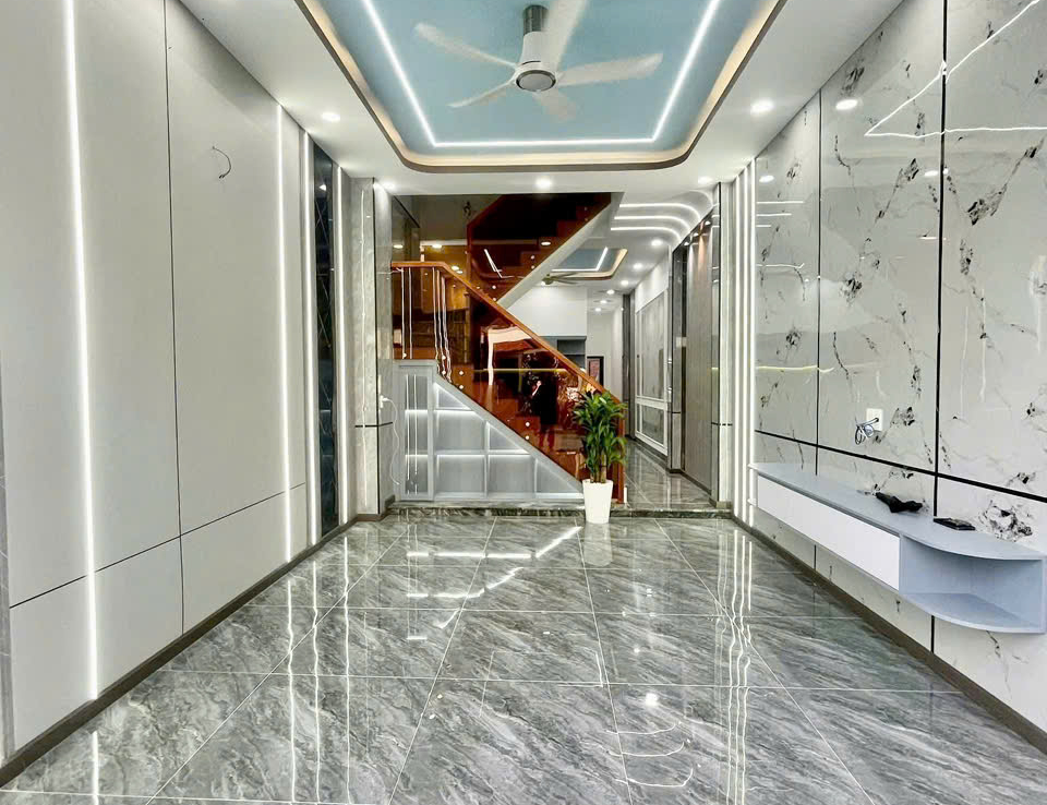 bán nhà ngã tư bình trị