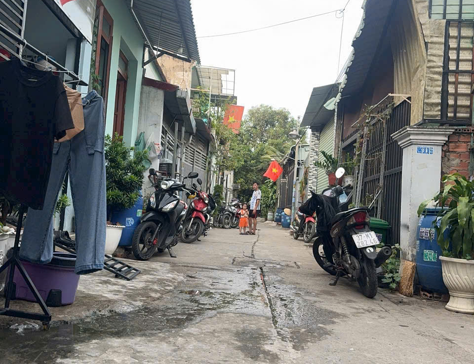 bán nhà trần thị dương dĩ an