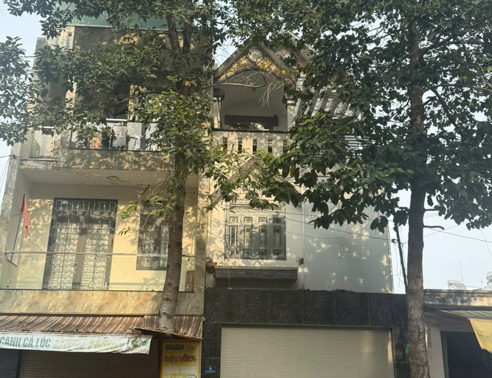 mặt tiền Nguyễn Trung Trực