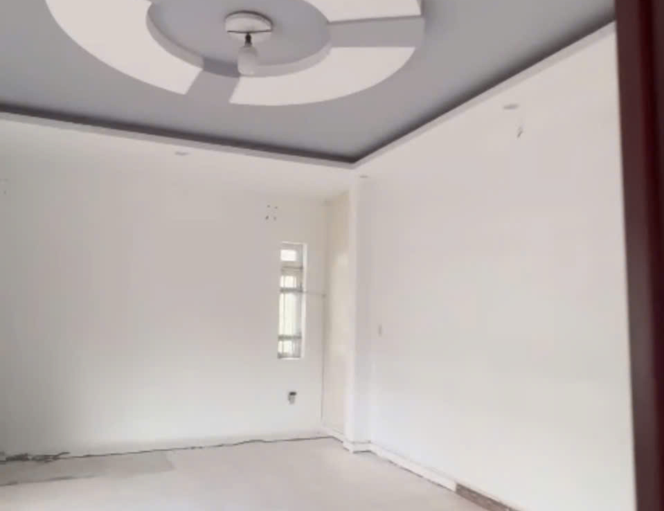 mặt tiền Nguyễn Trung Trực