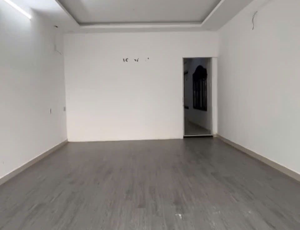 mặt tiền Nguyễn Trung Trực