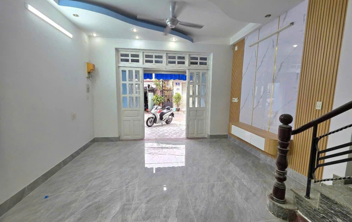 nhà nhỏ sổ riêng dĩ an