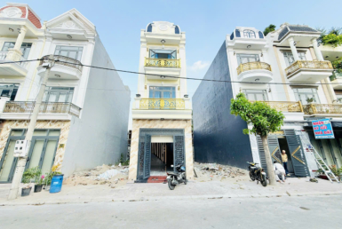 nhà phố dĩ an bình dương
