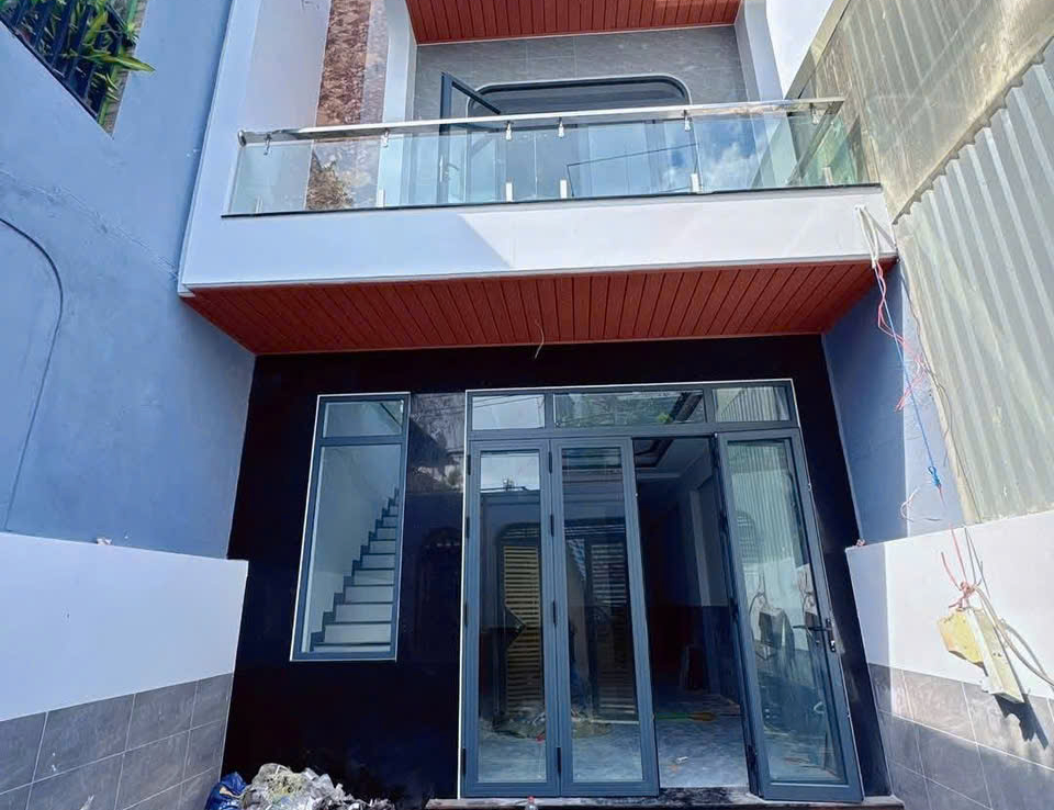 bán nhà gần chợ xóm vắng