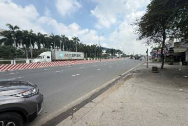 mặt tiền DT743 Dĩ An