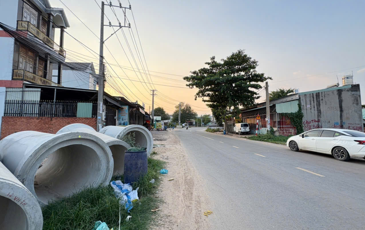 mặt tiền Nguyễn Thị Tươi