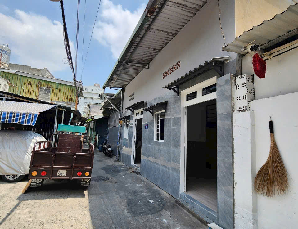 mua cho thuê dĩ an