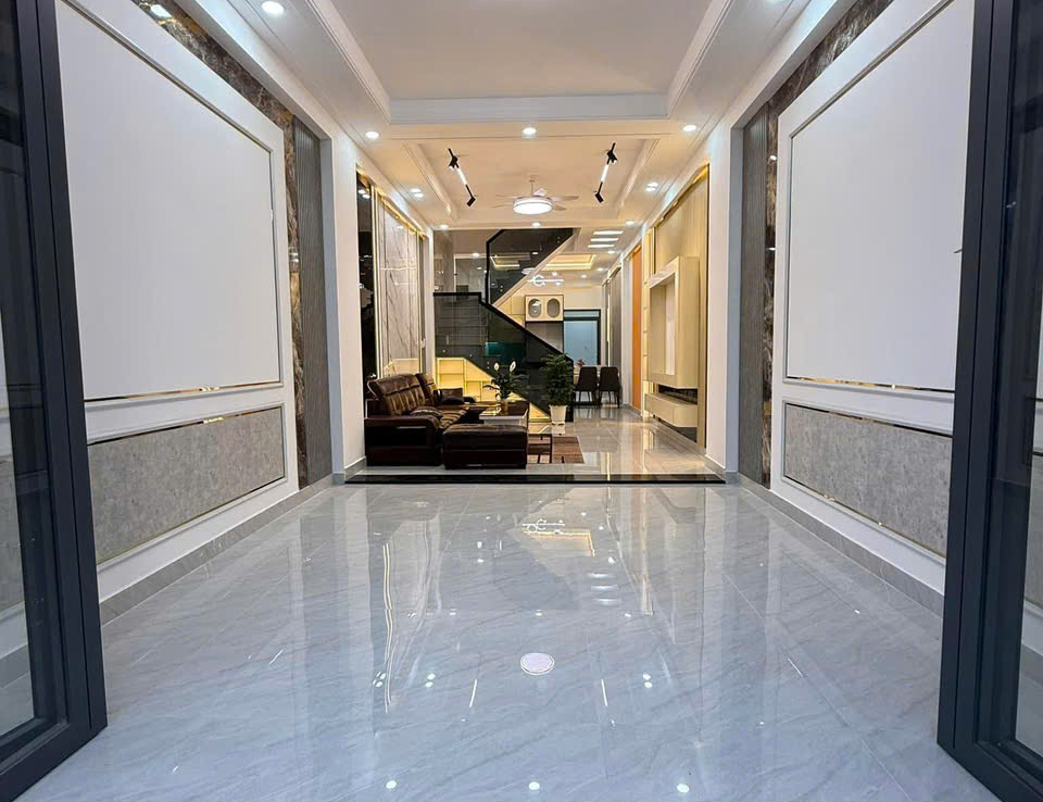 nhà gần chợ Tân Bình dĩ an