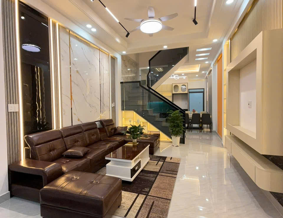 nhà gần chợ Tân Bình dĩ an