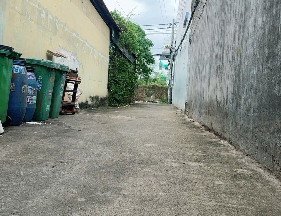 nhà nhỏ sổ riêng dĩ an