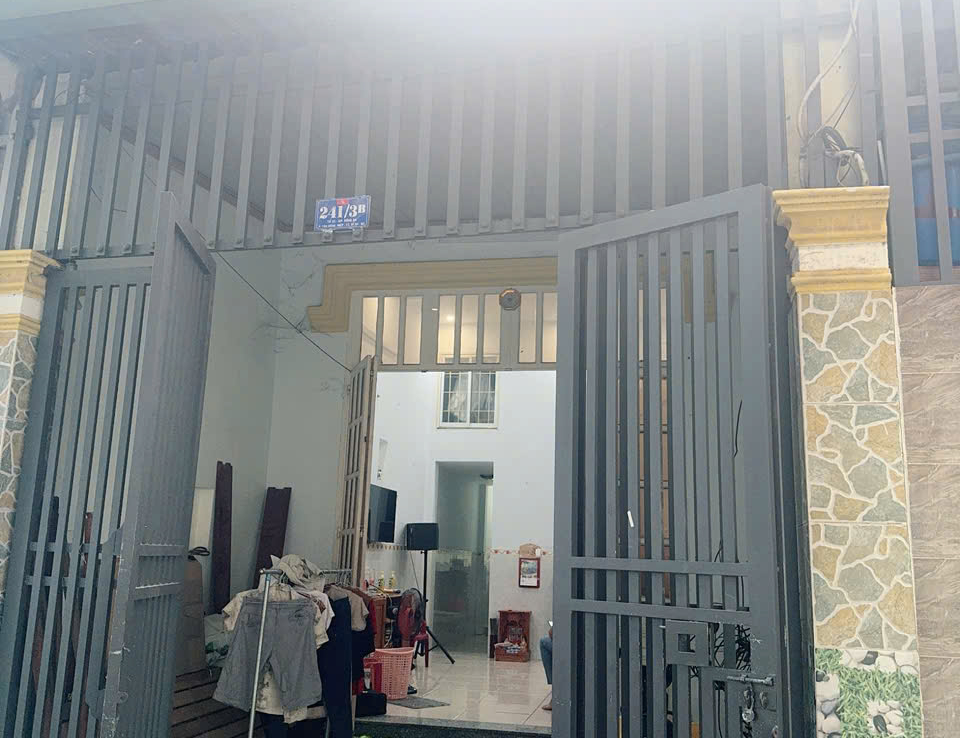 nhà nhỏ sổ riêng dĩ an