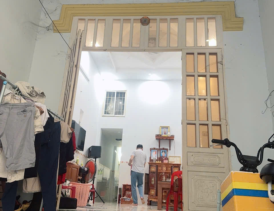 nhà nhỏ sổ riêng dĩ an