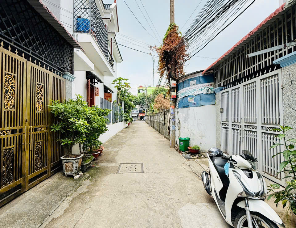 nhà sổ riêng Đông Hòa