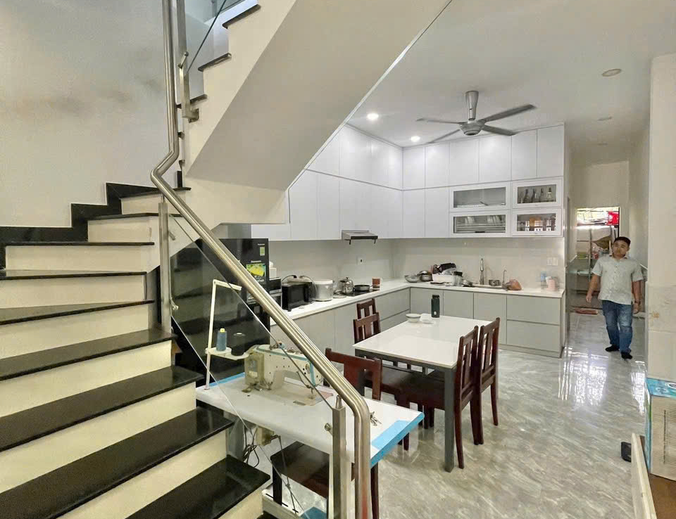 nhà trần quang khải dĩ an