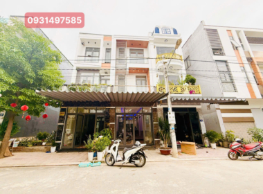 nhà phố cao cấp dĩ an