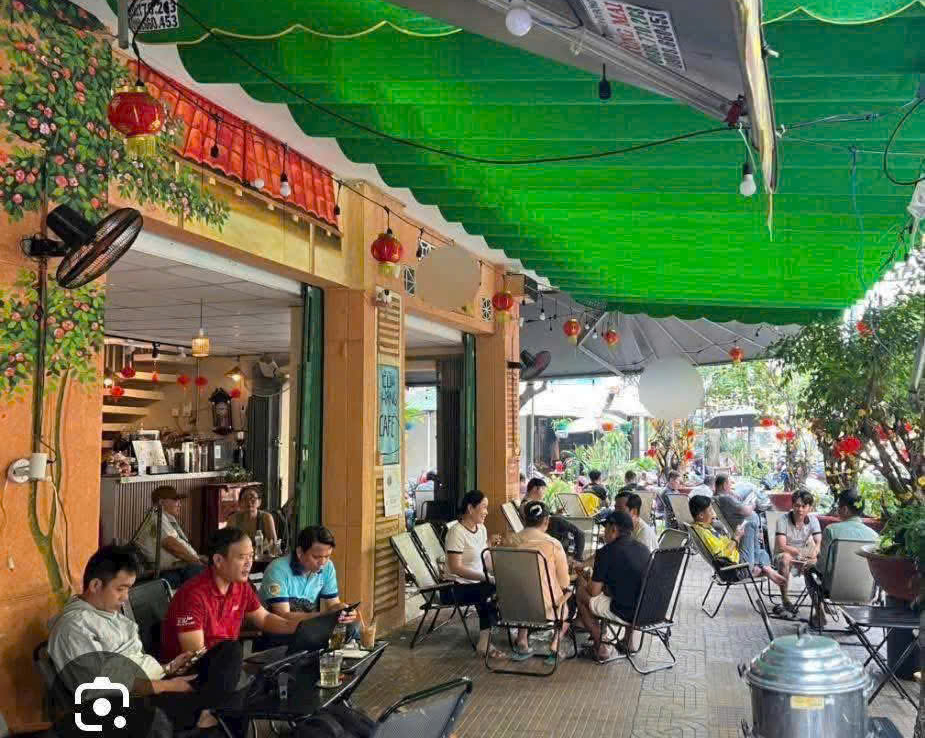 bán quán cà phê 2 mặt tiền