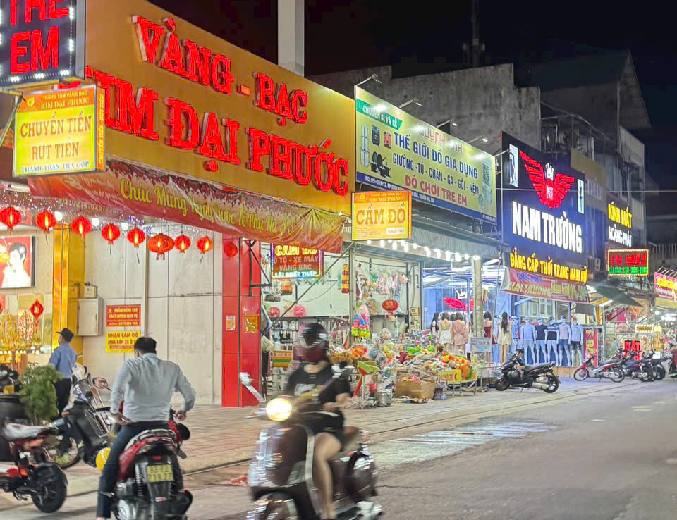 mặt tiền chợ 434 thuận an