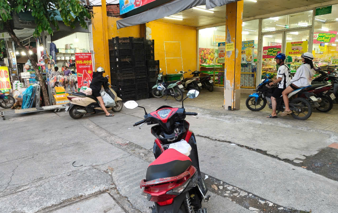 mặt tiền dt743b HCM